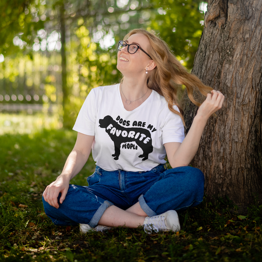 Dogs Are My Favorite People T-shirt